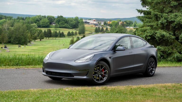Optimizing Tesla Model 3 Battery Life and Performance
